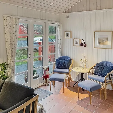 Alde - 300m From The Sea By Interhome Feriehus Neksø